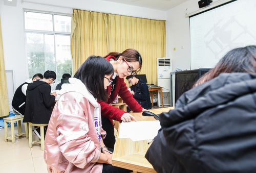 郭恩平