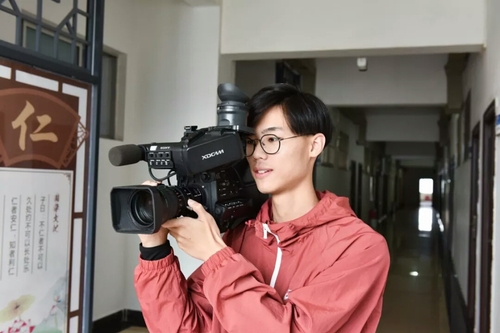 mmexport1573200705932 mmexport1573200705932