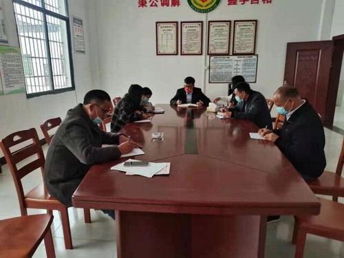 同花顺在线开户驻邑口村工作队：硬核担当扛在肩，防疫战场冲在前